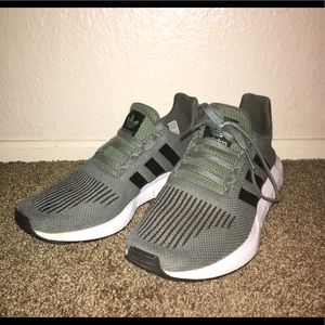 Adidas Swift Run